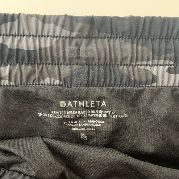 Athleta Black Camo Mesh Racer Run 4” Short - Picture 9 of 10